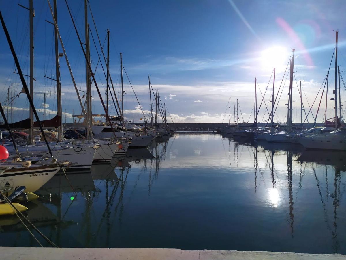 Atico Primera Linea Marina Beach 푸엔히롤라 외부 사진