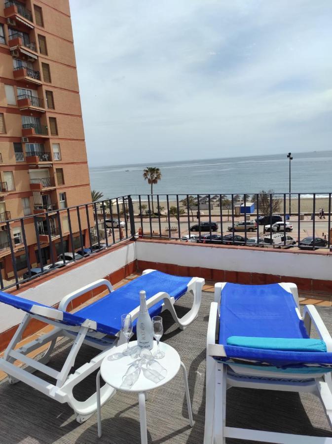 Atico Primera Linea Marina Beach 푸엔히롤라 외부 사진